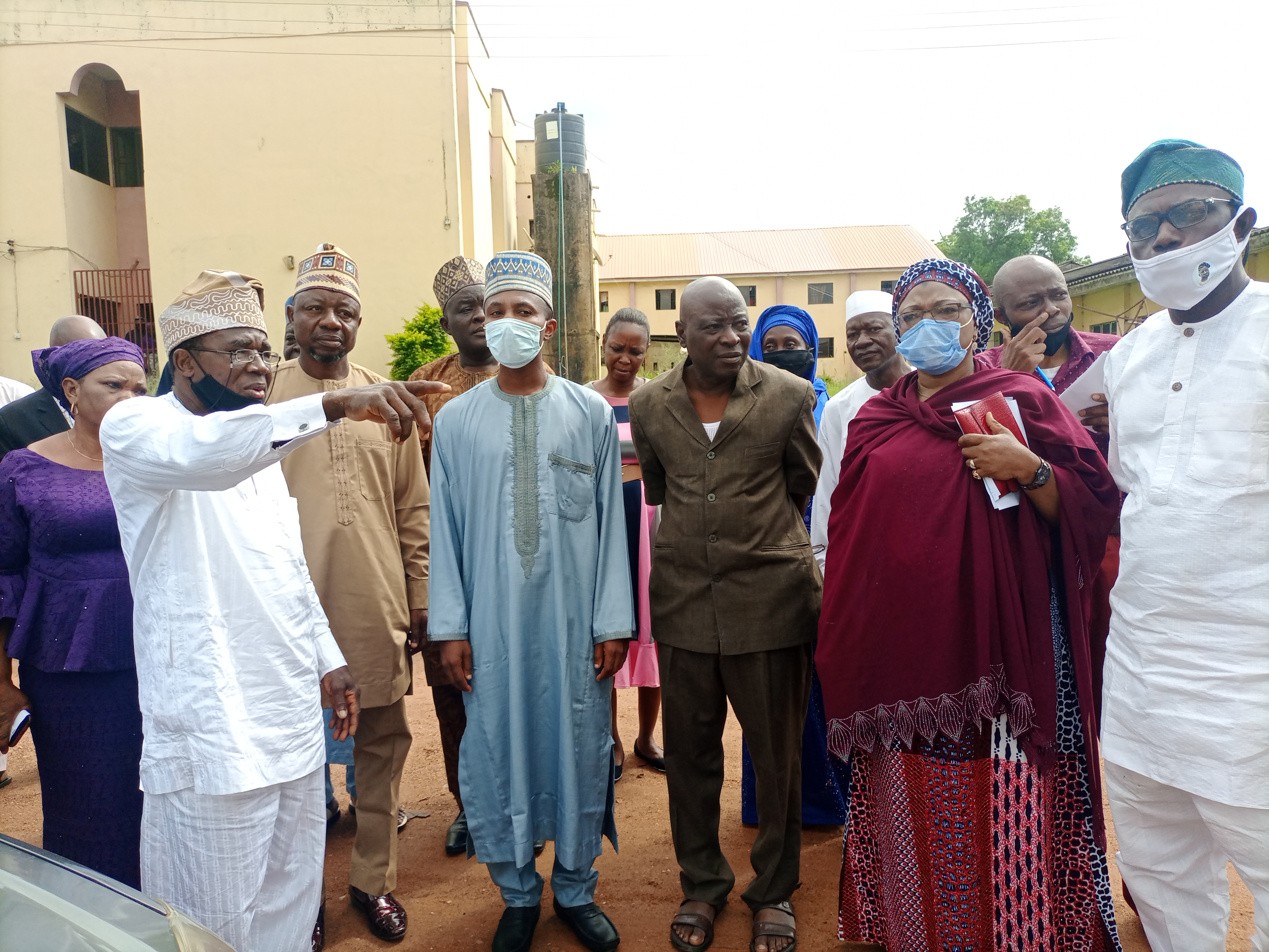 AN OFFICIAL VISIT OF THE HONOURABLE COMMISSIONER FOR TERTIARY EDUCATION, SCIENCE AND TECHNOLOGY AND HIS ENTOURAGE TO KWCOED, ILORIN